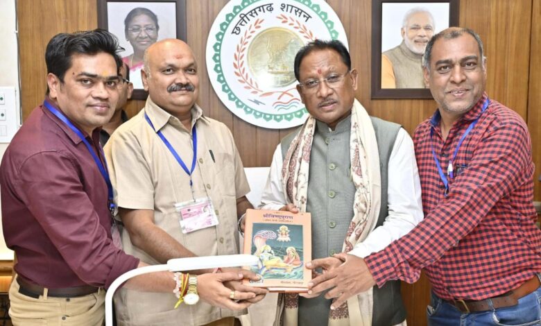 CG Shramjeevi Patrakar Sangh: The delegation of Chhattisgarh Shramjeevi Patrakar Sangh made a courtesy call on the Chief Minister, the journalists expressed their gratitude for making special provisions in the budget