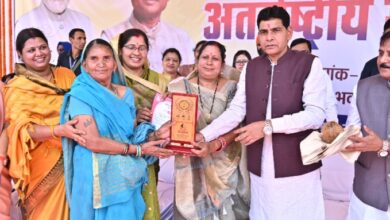 International Women's Day: Revenue Minister Tankaram Verma participated in the International Women's Day program... Women who did excellent work were honored