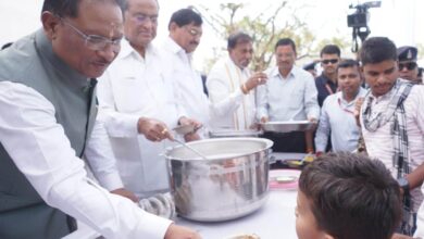 Giraudpuri Fair: Chief Minister Vishnu Dev Sai attended the Giraudpuri Fair, worshiped the Guru Gaddi and took blessings, wished for the happiness and prosperity of the people of the state