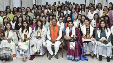 International Women's Day: Grand event of 'Mahatari Vandan Abhinandan' organized on International Women's Day, Chief Minister Vishnu Dev Sai honored women journalists, emphasized on women empowerment