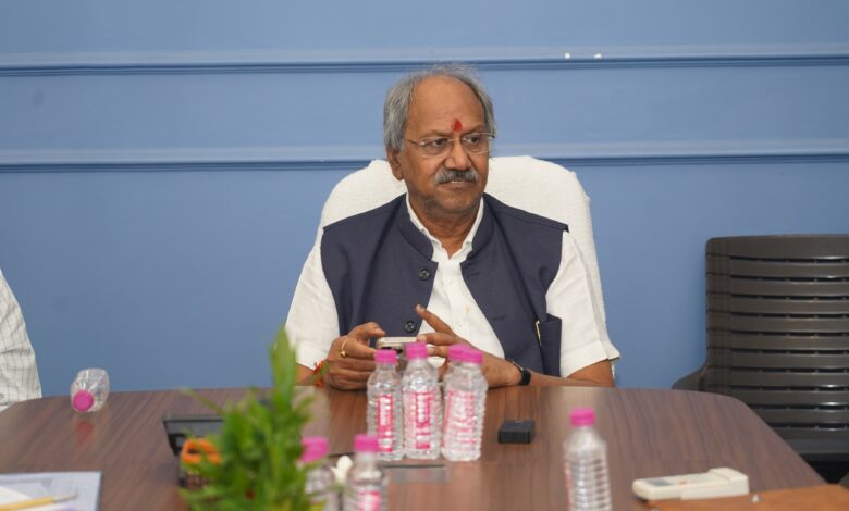 CG NEWS: MP Brijmohan Agarwal raised important questions in Parliament regarding railway projects in Chhattisgarh, demanded new trains from Raipur to Jabalpur, Indore, Hyderabad and Jaipur