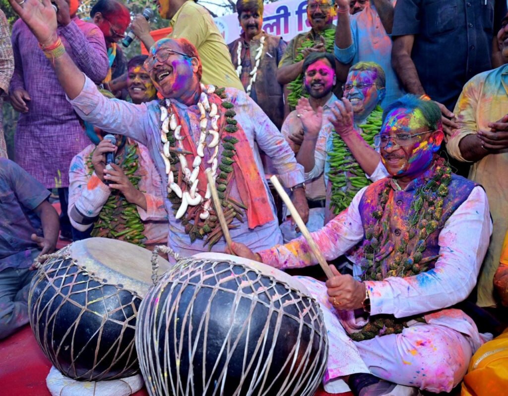 CM Vishnudev Sai ने प्रदेशवासियों को होली की दी हार्दिक शुभकामनाएं