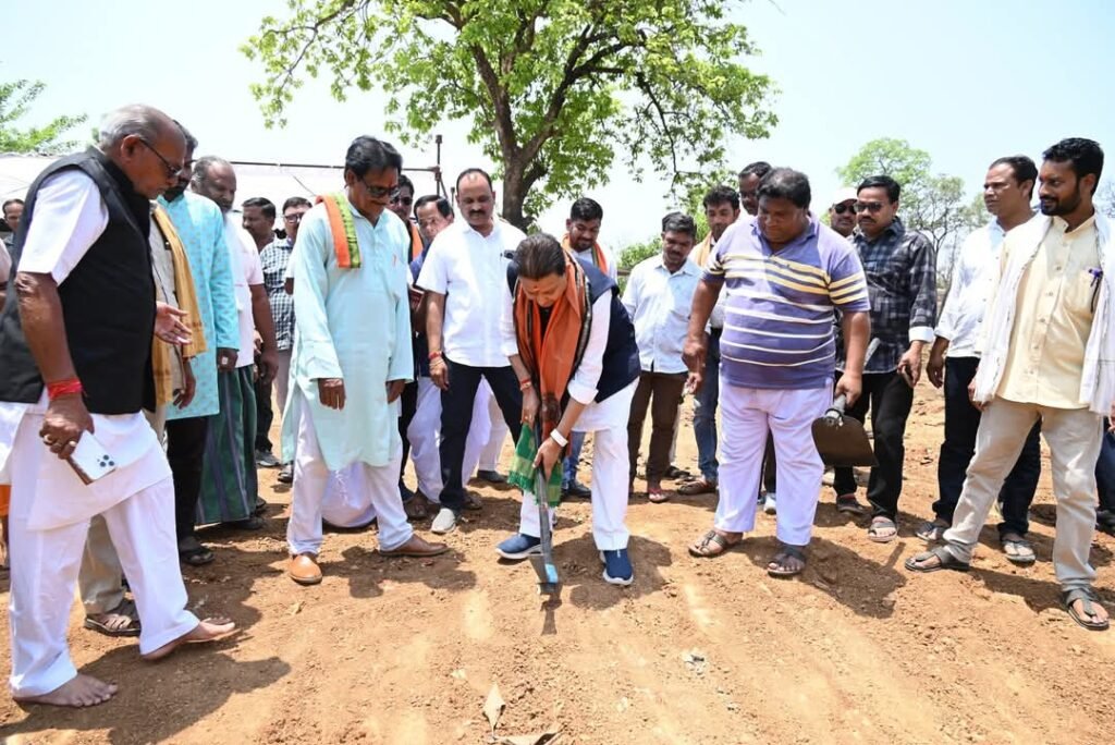 MLA Sampat Aggarwal ने ग्रामीणों को दी 2 करोड़ 58 लाख के विकास कार्यों की सौगात