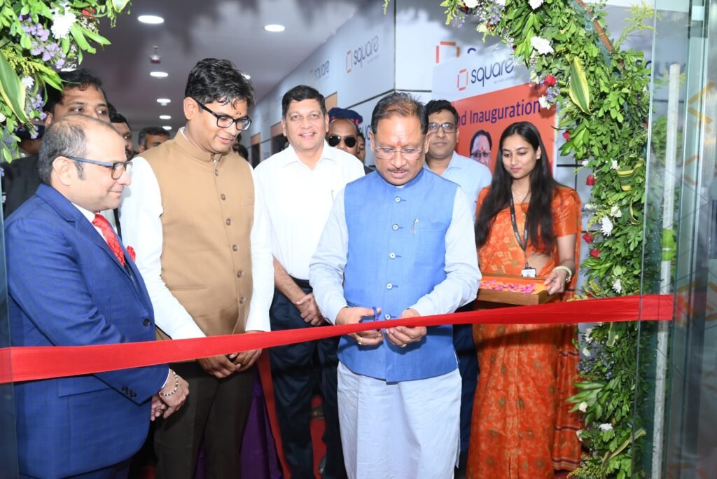Square Business Services : मुख्यमंत्री विष्णु देव साय ने स्क्वायर बिजनेस सर्विसेज को किया ऑफिस स्पेस आबंटित, नवा रायपुर को देश का अगला आईटी हब बनाने की दिशा में बड़ा कदम