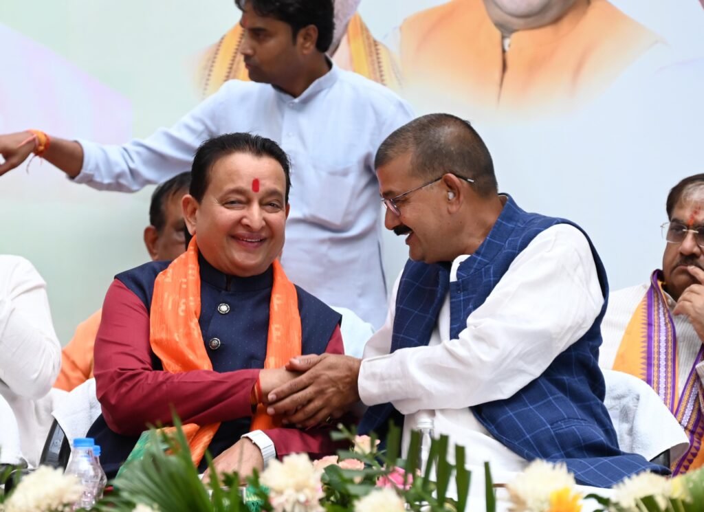 CG State Seed Corporation : छत्तीसगढ़ राज्य बीज निगम के अध्यक्ष के रूप में पदभार ग्रहण किये ‘चन्द्रहास चन्द्राकर’, विधायक डॉ.सम्पत अग्रवाल ने दी शुभकामनाएं