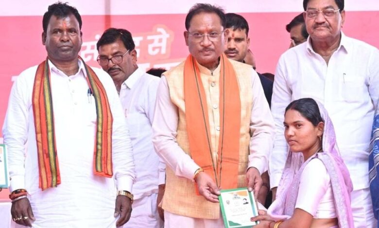 Surajpur News: Chief Minister attended the Samadhan camp in Patna, approved various development works worth Rs 48 crore