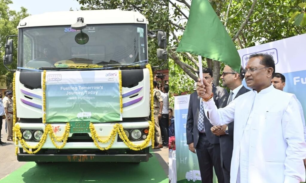 Green Flagged : विष्णु देव साय ने देश के पहले हाइड्रोजन फ्यूल ट्रक को दिखाई हरी झंडी, मुख्यमंत्री ने अपने हस्ताक्षर कर हाइड्रोजन ट्रक के चालक को सौंपी ट्रक की चाबी