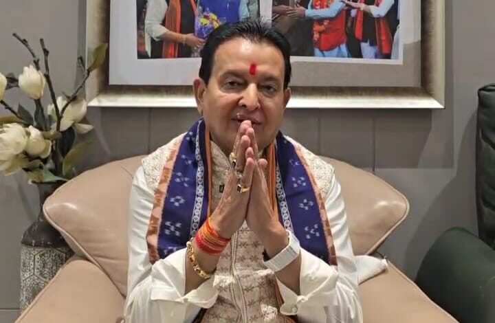 MLA Dr. Sampat Agarwal: Inspired by the love and trust of the people, MLA Dr. Sampat Agarwal expressed his gratitude on his birthday