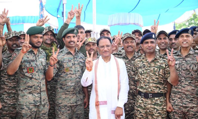 #BadaltaBastar: Chief Minister Sai's visit to Bastar... Trended on social media throughout the day with the hashtag Badalta Bastar