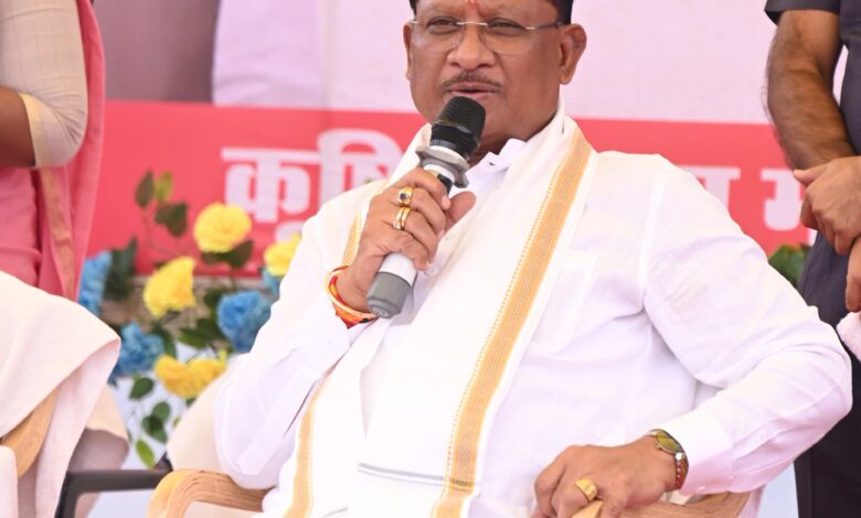 Sushasan Tihar: Chief Minister Vishnu Dev Sai attended the Samadhan camp of Sector Sitagaon in Manpur block of Mohla Manpur Ambagarh Chowki district, Chief Minister gave the gift of development to the area, made many important announcements