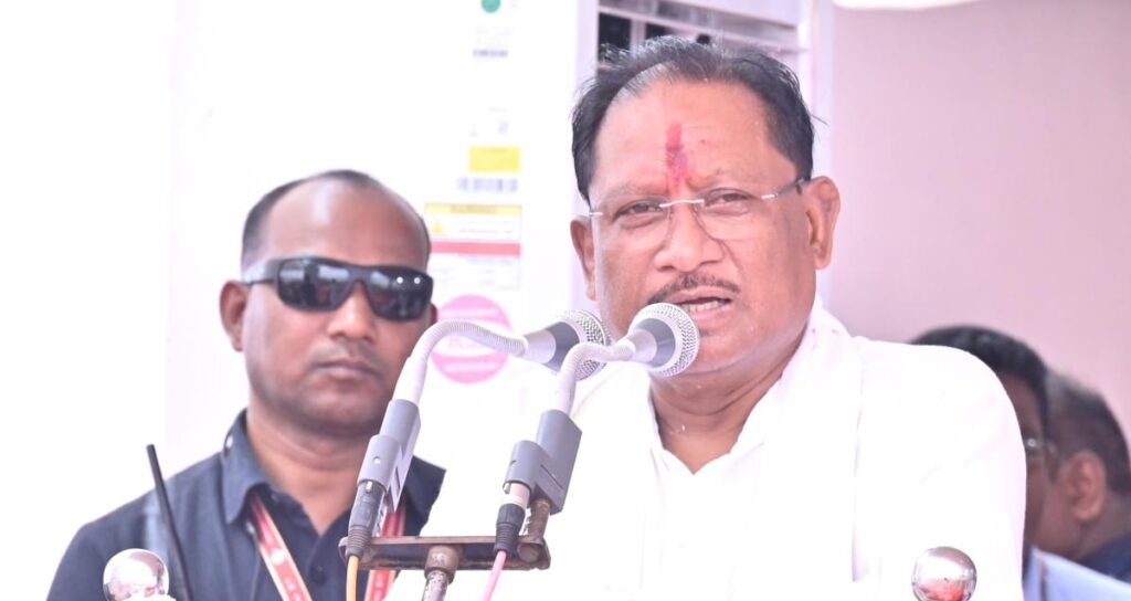 CM Vishnu : समाधान शिविर सरकार की जवाबदेही और जनसेवा का प्रतीक, मुरमुंदा के हाईस्कूल को हायर सेकण्डरी स्कूल में उन्नयन की घोषणा