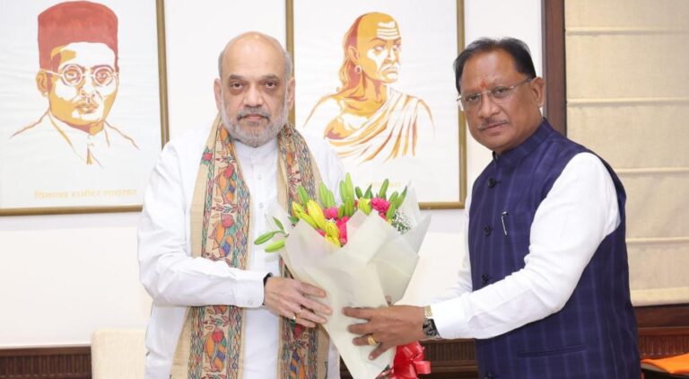 Courtesy Visit: Chhattisgarh Chief Minister Vishnudev Sai met the Union Home Minister, gave information about the achievements of Naxal operation and the development of Bastar