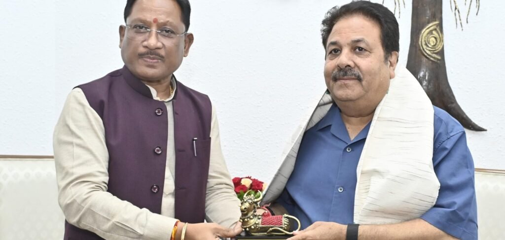 Courtesy Meet : मुख्यमंत्री साय से बीसीसीआई उपाध्यक्ष राजीव शुक्ला ने की सौजन्य मुलाकात