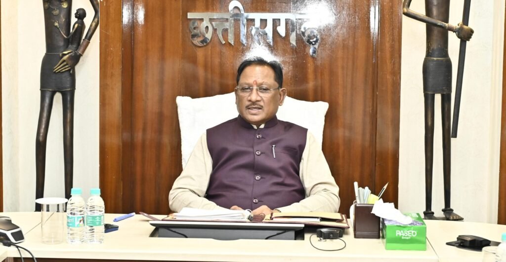 CM Vishnu Deo Sai Cabinet Meeting : मुख्यमंत्री विष्णु देव साय की अध्यक्षता में आज यहां सिविल लाईन स्थित उनके निवास कार्यालय में आयोजित कैबिनेट की बैठक में अनेक महत्वपूर्ण निर्णय लिए गए…