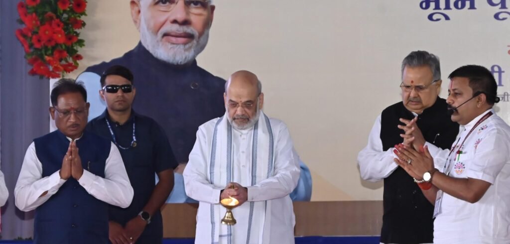 CG NEWS : केन्द्रीय गृह मंत्री अमित शाह ने एनएफएसयू और एनएफएसएल का किया भूमिपूजन, साइंटिफिक इन्वेस्टीगेशन के साथ ही फोरेंसिक विज्ञान, अपराध विज्ञान, खोजी अनुसंधान और फोरेंसिक मनोविज्ञान में शिक्षा व प्रशिक्षण की मिलेगी सुविधा