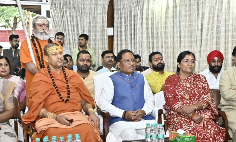 Mann Ki Baat: Chief Minister Vishnu Dev Sai listened to the 123rd episode of 'Mann Ki Baat', Prime Minister Narendra Modi's thoughts boosted enthusiasm, appealed for big changes through small efforts - Chief Minister Sai