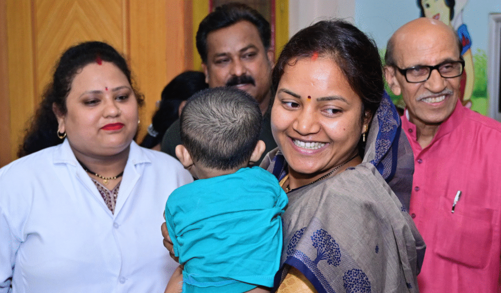 Minister Laxmi Rajwade : मंत्री श्रीमती लक्ष्मी राजवाड़े ने किया ‘सेवा भारतीय मातृ छाया शिशु गृह’ का निरीक्षण, बच्चों की मुस्कान ही हमारी सबसे बड़ी प्रेरणा है