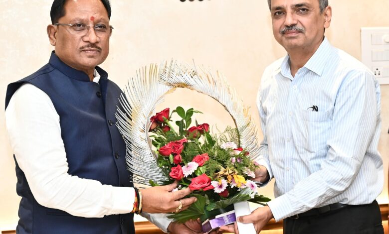 Secretary of Land Resources: Secretary of Land Resources of Government of India made a courtesy visit to Chief Minister Say