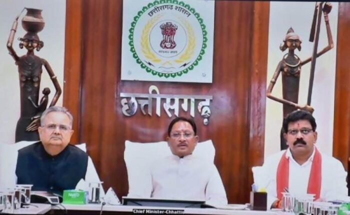 CG NEWS : सुशासन और विकास की राह पर छत्तीसगढ़ – पंडरिया में उप तहसील, महाविद्यालय, नालंदा परिसर और निःशुल्क बस सेवाओं की घोषणा, मुख्यमंत्री विष्णुदेव साय ने कहा – समावेशी विकास और सुशासन से बनेगा सशक्त छत्तीसगढ़, पंडरिया के समग्र विकास के लिए की कई महत्वपूर्ण घोषणाएँ