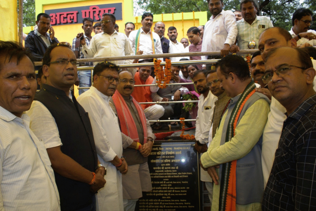 Sarangarh News : उप मुख्यमंत्री अरुण साव ने चार अटल परिसरों का किया लोकार्पण, सारंगढ़ नगर पालिका में दो करोड़ तथा पवनी, भटगांव और सरसींवा नगर पंचायत में एक-एक करोड़ रुपए के विकास कार्यों की घोषणा की