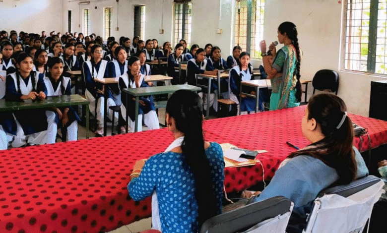 CG NEWS: Under the Beti Bachao-Beti Padhao scheme, girls got the message of safety and education and were made aware of cyber crimes