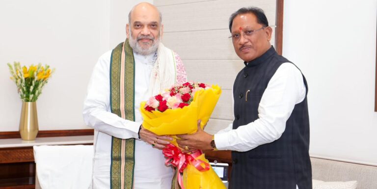 Courtesy Meet: Chief Minister Vishnudev Sai met Union Home Minister Amit Shah, gave information about Naxal eradication campaigns and achievements in Chhattisgarh