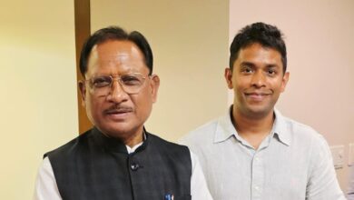 CM in Japan: Chief Minister Vishnudev Sai met the promising Avinash Tiwari of Bastar in Tokyo, positive discussions were held regarding establishment of industry in Chhattisgarh