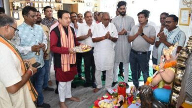 Ganesh Chaturthi: The grandeur of Ganesh installation in Basna MLA office, Dr. Sampat Agarwal performed Puja and prayers, gave best wishes to the people of the state