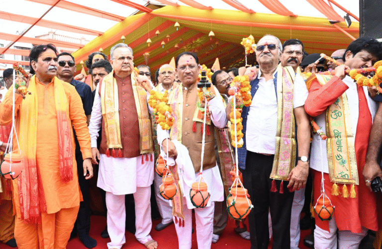 Kanwar Yatra: In the holy time of Sawan, Chief Minister Vishnu Dev Sai performed Rudrabhishek of Lord Shiva, wishing prosperity and peace for the people of the state, a confluence of devotion, culture and harmony, Chief Minister participated in the grand Kanwar Yatra of Raipur