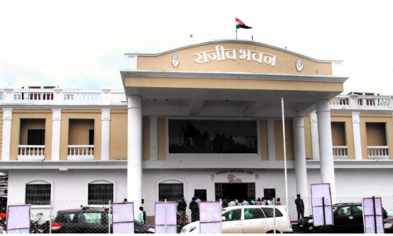 Alcohol Scandal: ED reached Congress Bhawan in the liquor scam case... Ex CM Bhupesh Baghel got angry and said...?