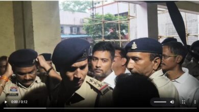 Liquor Scam Case: Former CM Bhupesh Baghel's son Chaitanya Baghel presented in EOW court...ED filed challan...Video