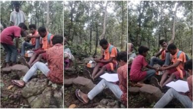 Network Problem: Shocking scenes emerge from this village in Surajpur...! People have to go into the jungle to complete e-KYC for rations... Basic amenities pose a major challenge... Watch the video here.