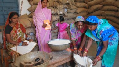 Fair Price Shops: Big news! Sugar distribution scam in Chhattisgarh...Department takes suo motu cognizance...Shortage of over 15,000 quintals of sugar...166 fair price shops suspended...FIR filed against 22