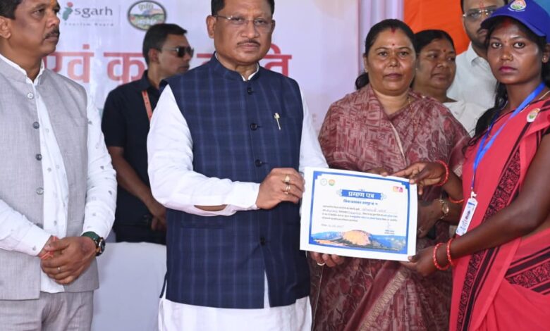 Jashpur: Chief Minister Vishnudev Sai took a new initiative of community tourism, home-stay started in five villages of Jashpur, local culture and traditions will get a global platform