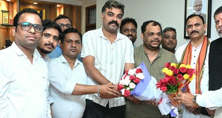 CM Vishnu: The decision of NHM employees to end the strike is welcome; a delegation of Chhattisgarh State NHM Employees Union met the Chief Minister.