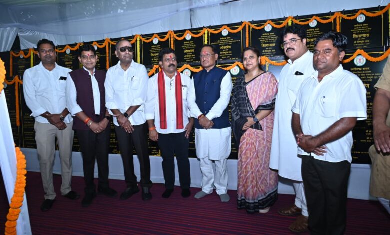 CM Vishnu: Mahtari Sadans will be the foundation of Chhattisgarh's progress. The Chief Minister virtually inaugurated 51 Mahtari Sadans. The Chief Minister gifted development works worth over Rs 83 crore to Dhamtari district.