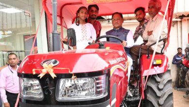 GST Savings Festival: Farmers in Chhattisgarh, known as the rice bowl, benefited from the GST reforms. Chief Minister Vishnu Dev Sai visited a tractor showroom during the GST Savings Festival and had a cordial conversation with the farmers.
