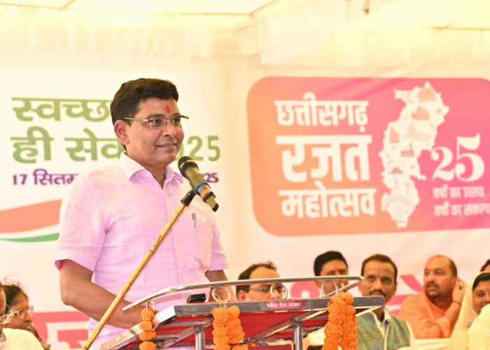 Minister Tank Ram Verma: Cleanliness is not just the government's job, but societal awareness is also necessary: Pledge taken for cleanliness, service and good governance