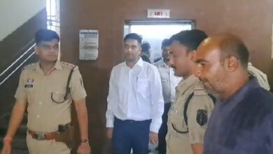 Former CM Bhupesh Baghel's son Chaitanya Baghel receives no relief from the court...! Sent to jail until October 13th... Arrested on his birthday