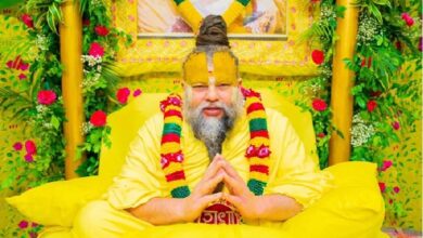 Religious discourse: If birth and death are predetermined, why is suicide considered a sin? Premananda Maharaj gave a simple yet profound answer... Listen to the video.