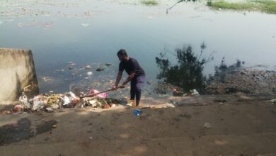 Raipur Nagar Nigam: Health department started special cleaning campaign in ponds before Chhath Puja...!