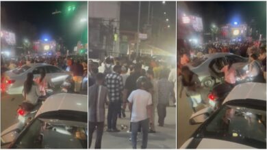 Nigerian Thief: In Raipur, a Nigerian youth stole a mobile phone and fled...on his way, he crushed several people with his car...watch the video here.