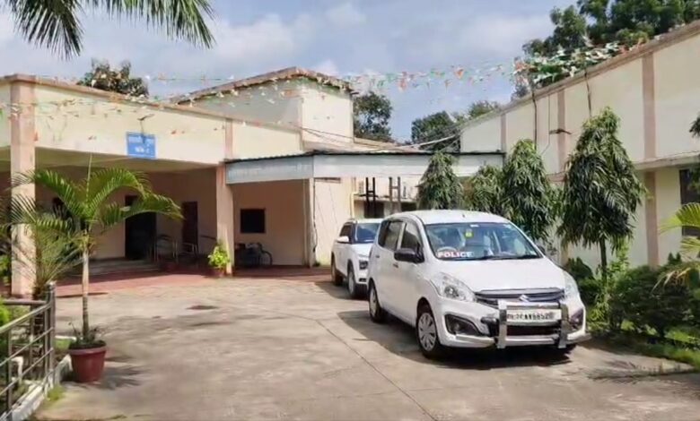 IAS-NGO Scam: CBI team raids Social Welfare Department office in Mana! Government funds were wrongly allocated to some NGOs... The team seized documents and departed. VIDEO