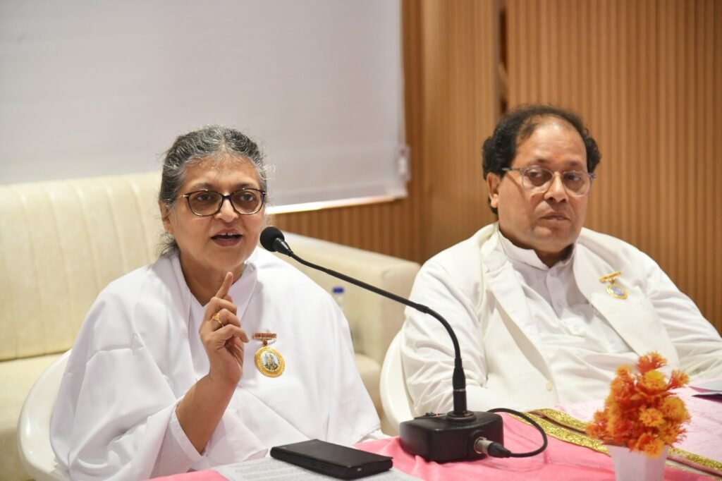 Global Divine Light House : चंडीगढ़ में आध्यात्मिक ऊर्जा का नया केंद्र…! ग्लोबल डिवाइन लाइट हाउस का उद्घाटन 15 अक्टूबर को…राजयोगिनी बीके चक्रधारी दीदी करेंगी भव्य उद्घाटन