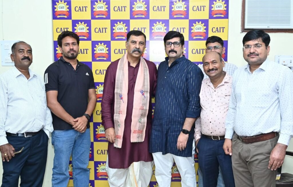 CAIT का दीपावली मिलन समारोह…! ‘वोकल फॉर लोकल’ का संदेश…व्यापारी समाज ने लिया संकल्प