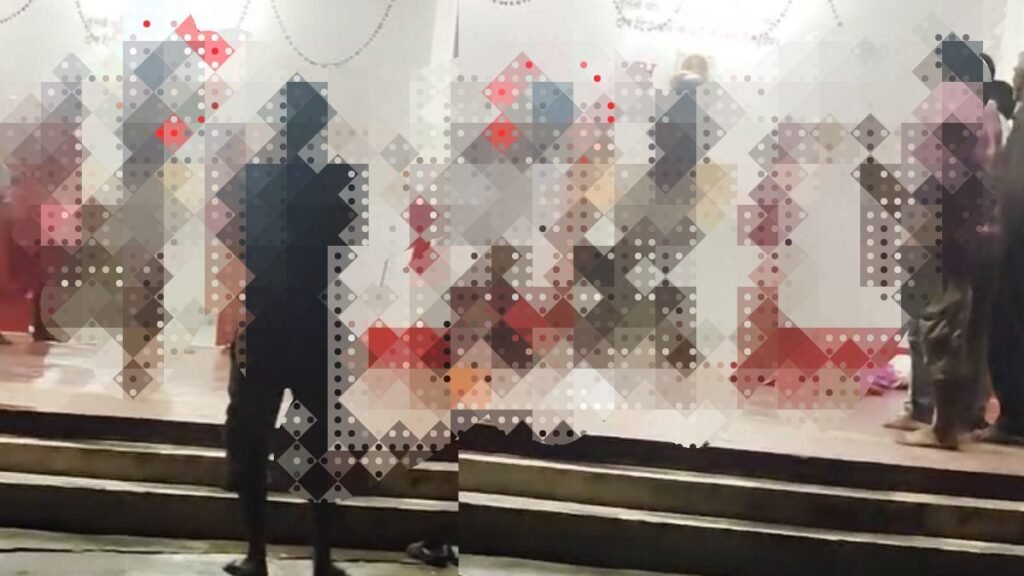 Private Part Cut : प्रेम संबंध का खौफनाक मोड़…! शादीशुदा महिला ने अपने कमसिन प्रेमी का प्राइवेट पार्ट काटा…युवक की हालत गंभीर