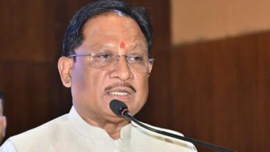 Bastar: The surrender and rehabilitation policy and the "Poona Margem, Rehabilitation to Rebirth" campaign have brought hope for peace to Bastar. Sixteen Maoist cadres surrendered in Narayanpur and returned to the mainstream. Bastar is changing – now a wind of development and trust is blowing here: Chief Minister Vishnu Dev Sai.