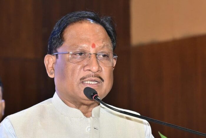 Bastar: The surrender and rehabilitation policy and the "Poona Margem, Rehabilitation to Rebirth" campaign have brought hope for peace to Bastar. Sixteen Maoist cadres surrendered in Narayanpur and returned to the mainstream. Bastar is changing – now a wind of development and trust is blowing here: Chief Minister Vishnu Dev Sai.