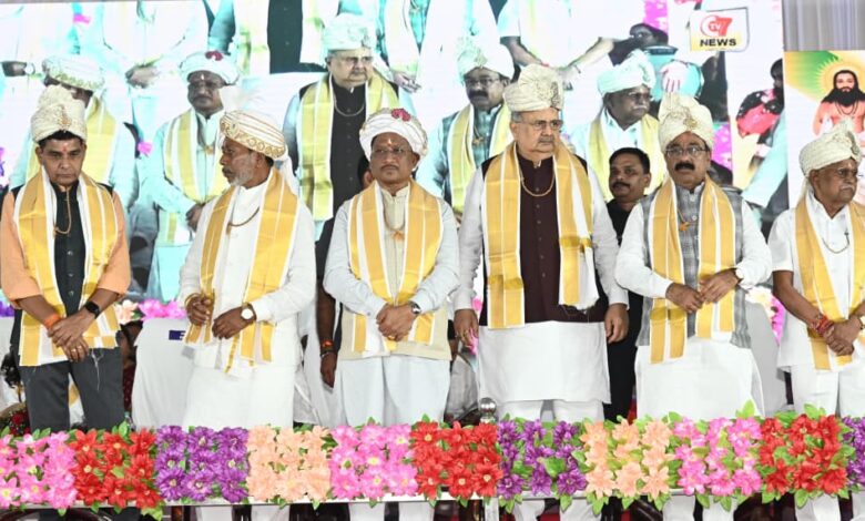Sant Samagam Mela: Following the ideals of Guru Ghasidas Baba, we will develop Chhattisgarh. Chief Minister Vishnu Dev Sai participated in the Sant Samagam Mela at Bhandapuri Dham and performed the bhoomi pujan of 16 development works worth Rs 162 crore.
