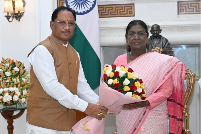 Courtesy Meet: Chief Minister Vishnudev Sai paid a courtesy call on President Draupadi Murmu in New Delhi